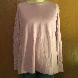Back pleat swing sweater